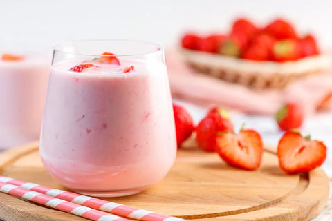 How to Make Tropical Smoothies: Strawberry, Mango, Coffee, & More